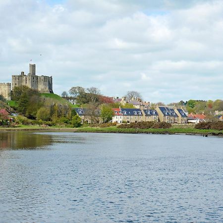 Waterside Villa Warkworth Exterior photo